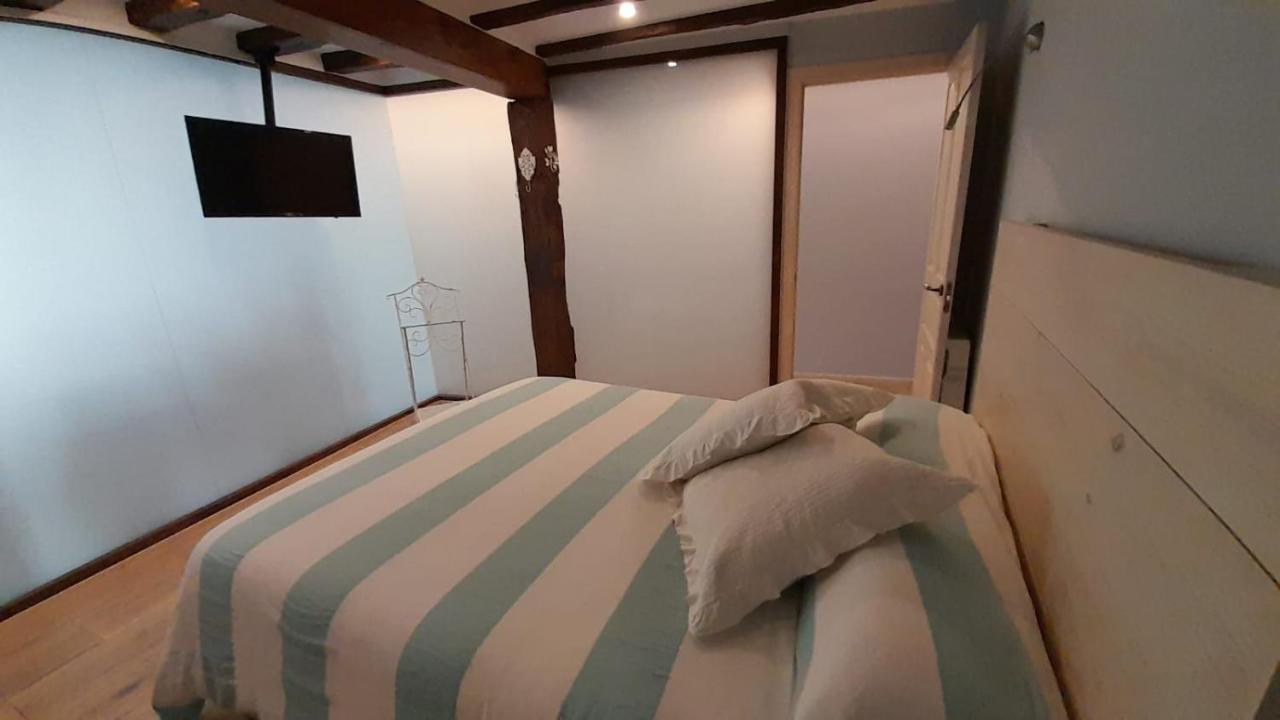 Precioso Apartamento Al Lado De La Catedral Burgo Buitenkant foto